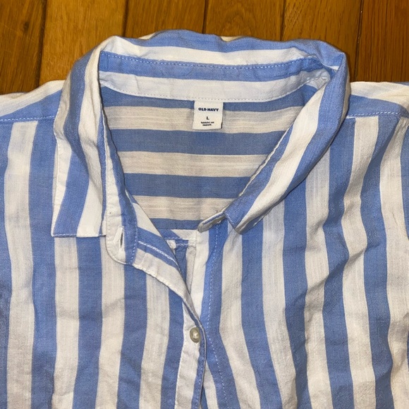 Shirt 💙 - Picture 4 of 6